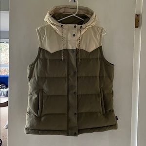 Patagonia Women’s XL Bivy Hooded Vest